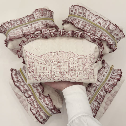 The Ruffle Pouch